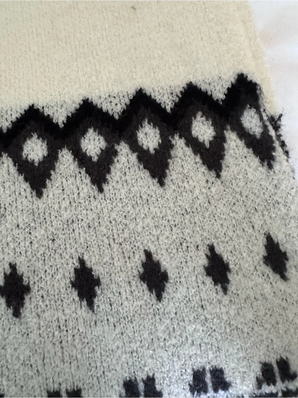 Neutral Cream and Black Patterned Throw scarf